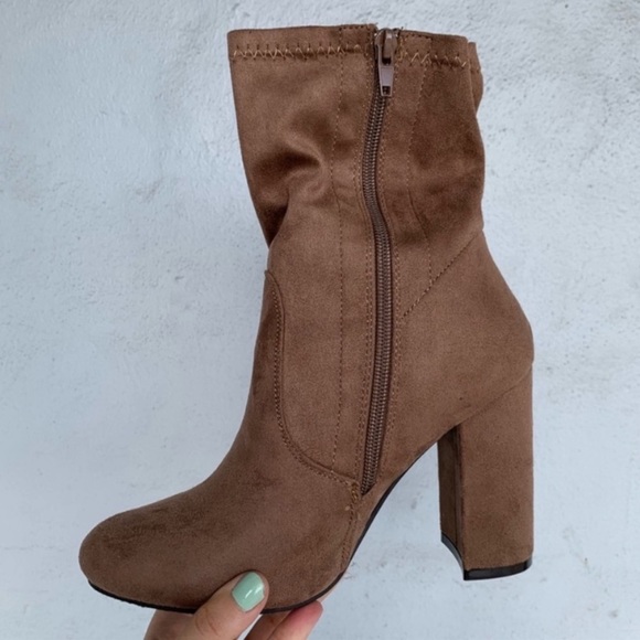 🍁🍂 Betani “Taupe Floral Bootie” 🍁🍂🌺 - Picture 3 of 5